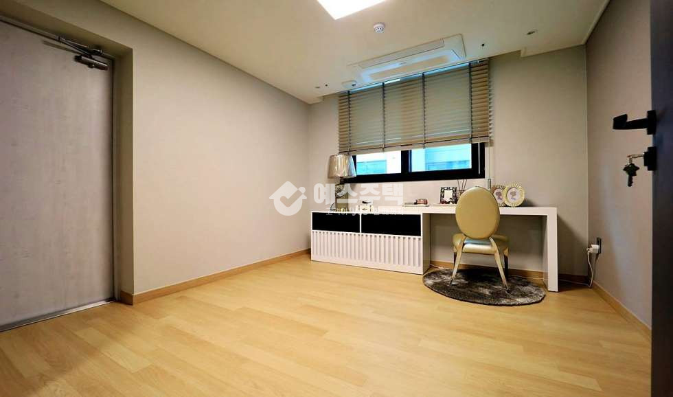 경기 성남수정구 신흥동 신흥동 3룸 고급자재★여성취향★정남향 분양 매물번호 13674 사진 4
