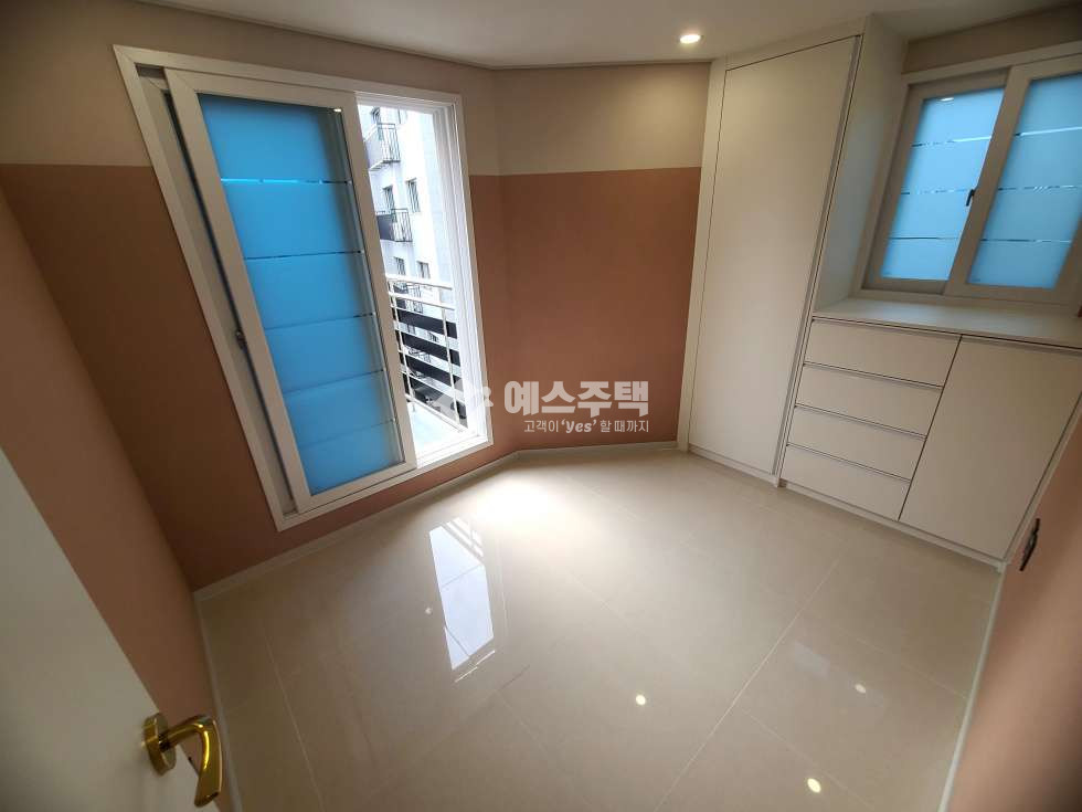경기 수원권선구 서둔동 서둔동 수원역과 ak플라자 가까운 착한분양가의 3룸, 2룸 분양 매물번호 16907 사진 2