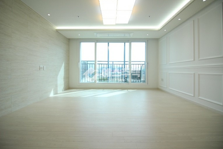 경기 수원팔달구 매산로3가 팔달구 3룸 매산로3가 내집마련서두르세요. 분양 매물번호 16683 사진 1