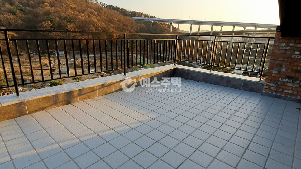 경기 파주시 파주읍 파주시 파주읍 테라스가 넓고, 탁트인 전망이 좋은 3룸 복층빌라 분양 매물번호 13769 사진 1