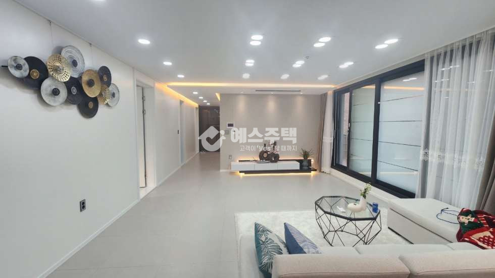 경기 파주시 야당동 야당동 호수공원뷰! 산책로가 잘되어있는 4룸 분양 매물번호 17119 사진 1