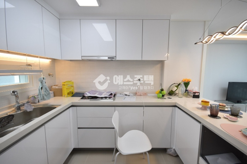 경기 고양일산동구 백석동 백석동 3룸 채광좋고 통풍잘되는 남향집 분양 매물번호 12899 사진 2