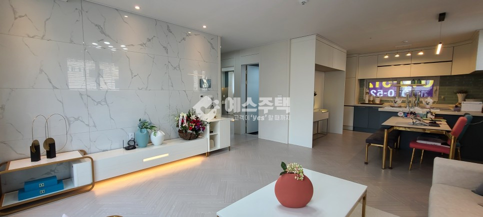 경기 수원영통구 영통동 영통에서 잘지었다고 하는 3룸 있어요 분양 매물번호 13693 사진 3