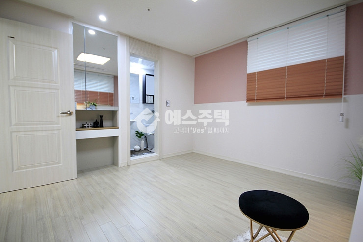 경기 수원팔달구 화서동 수원 3룸 ▶ 조용한주택가, 인프라 풍부 ◀ 분양 매물번호 15226 사진 4