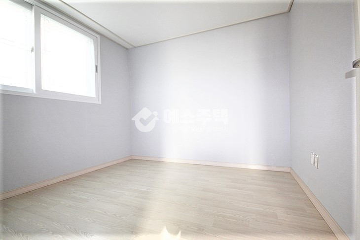 경기 수원팔달구 인계동 수원 3룸 ▶ 완벽한 구조 최고급 인테리어에 테라스는 필수죠 분양 매물번호 15284 사진 3