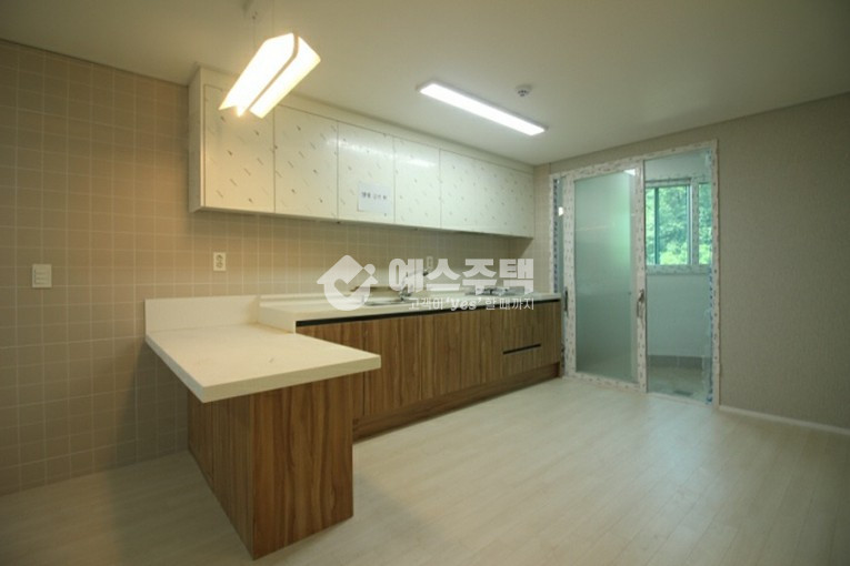 경기 수원영통구 망포동 수원 망포동 3룸 관공서,세무서등 다양한인프라 분양 매물번호 16409 사진 3