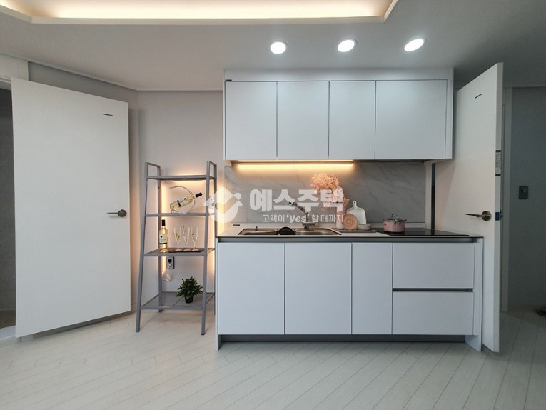 경기 수원권선구 탑동 권선구 탑동 3룸 완벽한 구조 투자 거주 좋은 위치! 분양 매물번호 16424 사진 2
