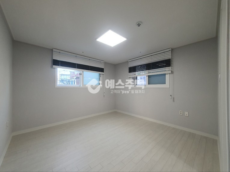 서울 광진구 능동 광진구 3룸 막힘없는 거실뷰 채광이 넘나 좋아요 분양 매물번호 16592 사진 4